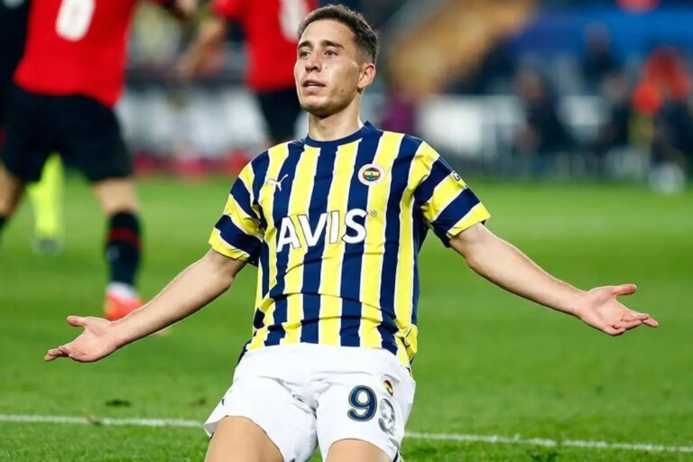 emre mor ezeli rakibe hayirli olsun N1pPKmUt