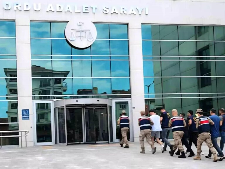 kabaduzde kundaklama olayinda 3 tutuklama WnxkAn6q