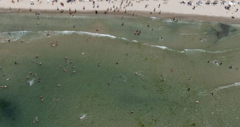 o ilde 2 gun sureyle denize girmek yasaklandi E79n7YOF