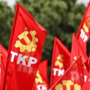 tkpden memurlarin is birakma eylemine destek CXpjyetk