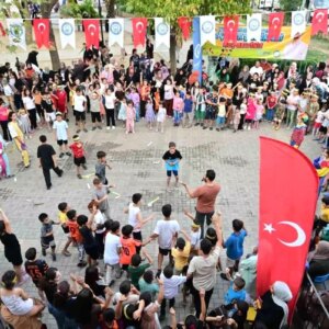 yildirim belediyesi yaz cocuk senlikleri ile cocuklara eglenceli anlar sunuyor PA19Uuve