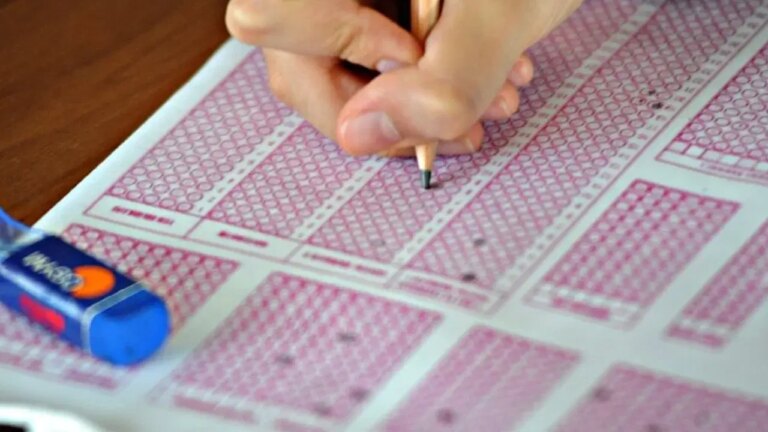 yok 6 yks birincisinden 5i muhendislik biri ise hukuk fakultesini kazandi ptG8jXkC