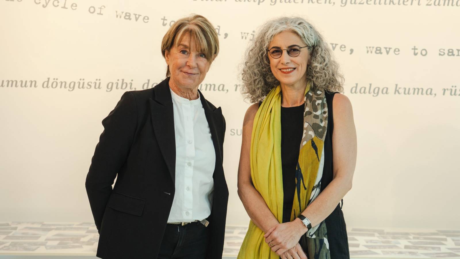 feminist sanatci suzanne lacynin birliktetog ther sergisi sabanci universitesi sakip sabanci muzesinde acildi 8Z6O6627