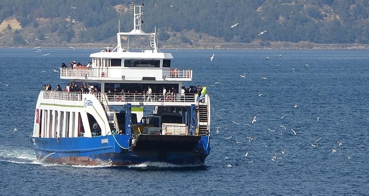 feribot seferleri firtina nedeniyle iptal edildi FKyD5JM4