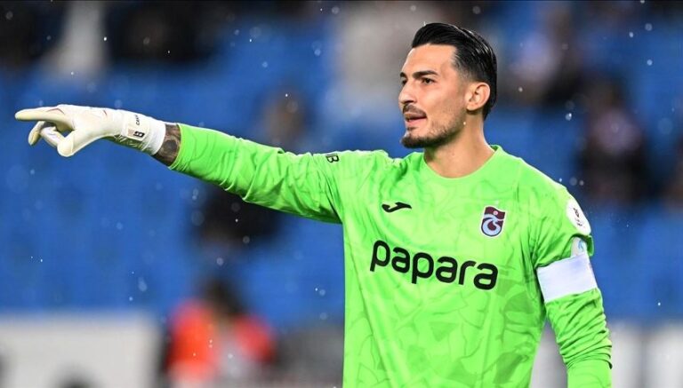 ugurcan cakir transferi sonrasi isyan ofke ve istifa cagrisi hicbir istanbul takimina gitmez sozleri hatirlatildi AfMNOfx8