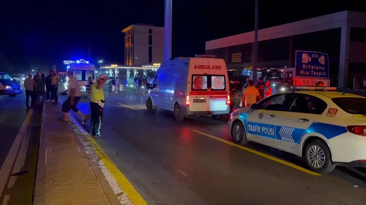 zincirleme trafik kazasi 1 olu 5 yarali HqWZQXXu