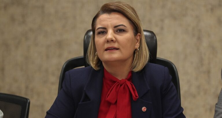 chpli hurriyetten il baskanina rest destegimizi geri cekiyoruz gKqcndjU