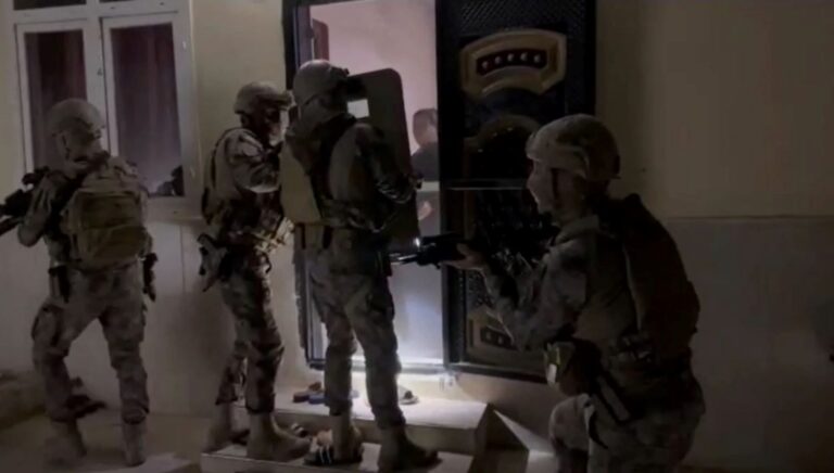 hatay ve adanadagocmen kacakciligi operasyonu 10 tutuklama IBhyqZTg