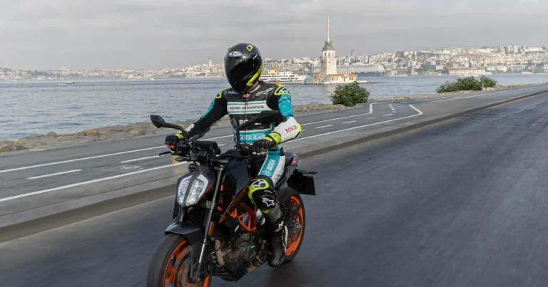 bosch motosiklet abs guvenliginde otuzuncu yilini kutluyor 3KbtdeSx.webp