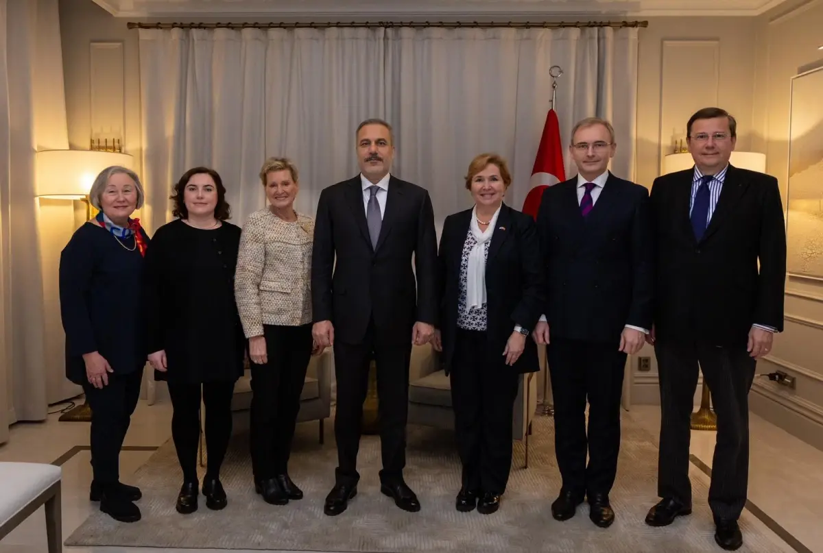 fidan helsinkide islam cemaatini kabul etti cSw9H84v.jpg