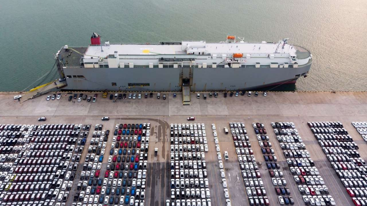 otomotiv ekimde 38 milyar dolarla ihracat sampiyonu oldu bRLXfk2Z.jpg