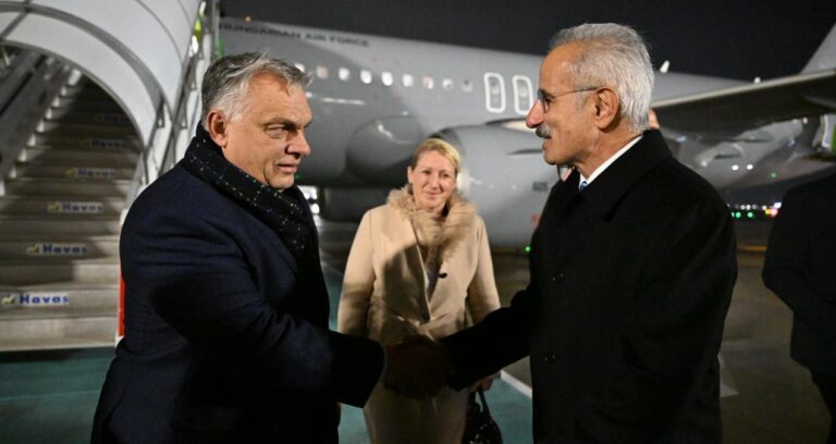 macaristan-basbakani-orban-turkiyeye-geldi-Plm6OiCN.jpg